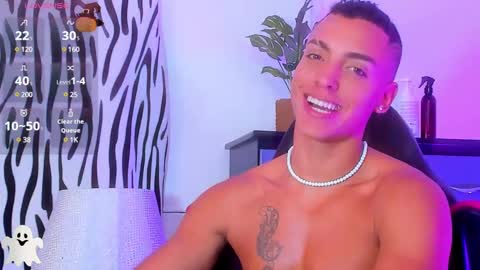 Adrian Lopez online show from December 2024 11:06:02 PM