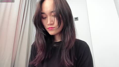 Aenie online show from February 2025 04:14:02 AM