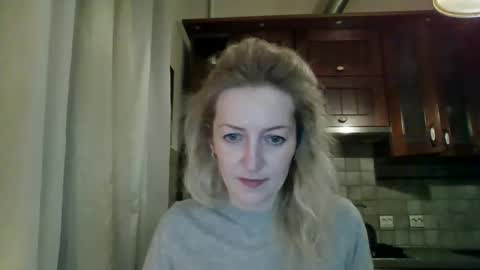 Snapshot of aeroliss chatting on April 2026 06:53:01 PM aeroliss online show from April 2026 06:53:01 PM