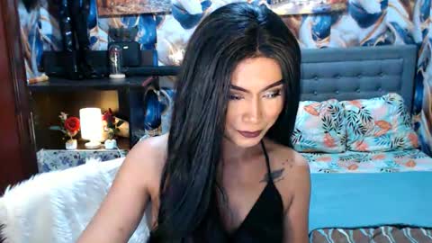 Dominant Goddess Contessa online show from October 2025 06:06:01 PM