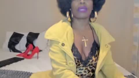 AfricanSquirtQueen online show from July 2026 08:22:01 PM