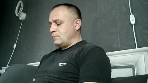 Sasha online show from November 2025 06:33:02 AM