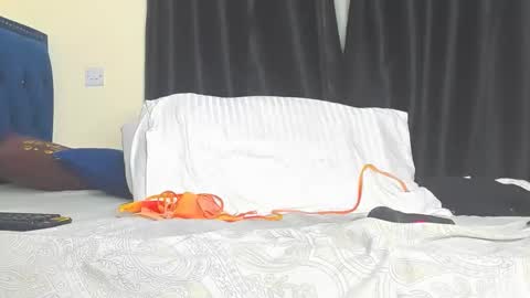 african_barbie25 online show from March 2026 06:12:02 PM