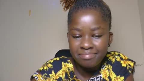 Snapshot of african_sluttygal chatting on November 2025 06:35:02 PM african_sluttygal online show from November 2025 06:35:02 PM