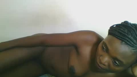 Yvonne online show from April 2026 06:32:02 PM