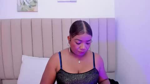 Snapshot of afrodita_de_amor chatting on October 2025 11:32:02 AM Vr. online show from October 2025 11:32:02 AM