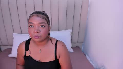 Snapshot of afrodita_de_amor chatting on October 2025 11:36:01 AM Vr. online show from October 2025 11:36:01 AM