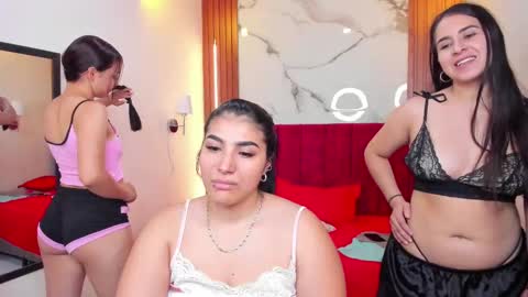 Afrodita Chery y Hermione online show from February 2025 06:31:01 PM