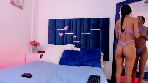 A F R O D I T A  E V A N S online show from February 2026 01:40:01 PM