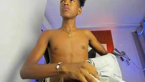 afrowayuu online show from June 2026 05:48:01 PM