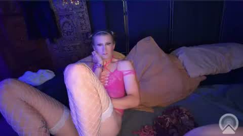 Snapshot of after_dark_productions chatting on June 2026 06:01:01 AM Me Myself Irene online show from June 2026 06:01:01 AM