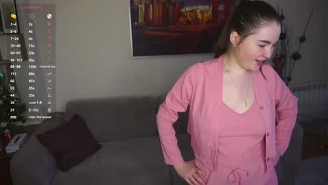 Lana  1800 - 0330 UTC   Mia 0700- 1630 UTC online show from March 2026 06:06:02 AM