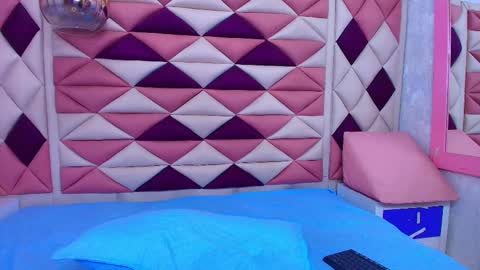 Ana online show from October 2025 11:52:02 AM