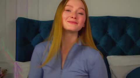 AgataFoxley online show from November 2025 06:29:02 PM