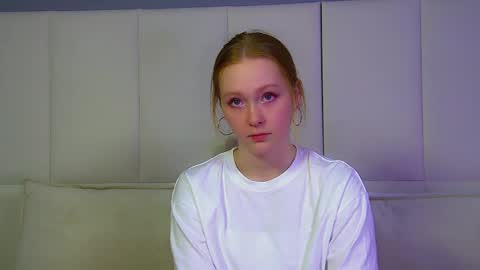 AgataFoxley online show from April 2026 06:29:02 AM