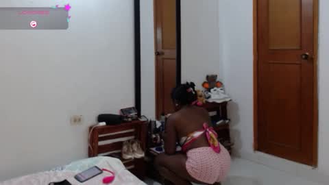 independent model online show from February 2025 04:32:02 AM