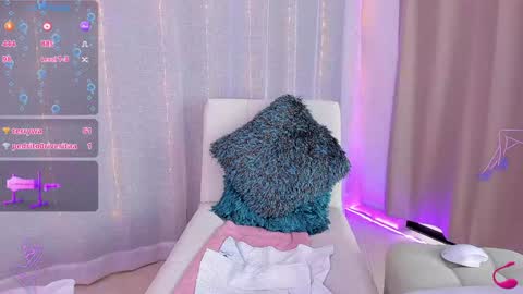 Elon M 3 online show from December 2024 09:53:02 PM