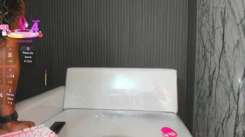 NATASHA online show from September 2025 06:52:01 PM