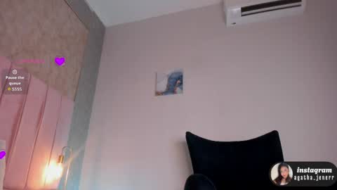 agatha_jener online show from April 2026 11:40:01 AM