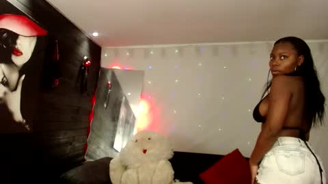 CAROLINA online show from December 2025 11:22:01 PM