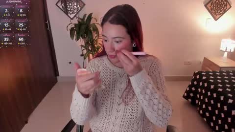 Snapshot of agatha_vixen chatting on February 2025 12:17:02 PM Agatha vixen online show from February 2025 12:17:02 PM