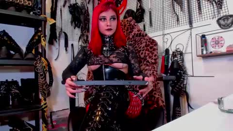 Agatha Fox online show from December 2024 06:48:02 PM