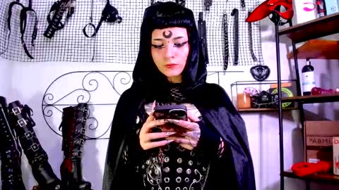 Agatha Fox online show from October 2025 05:57:02 PM