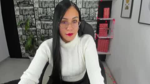 Aghata Moon online show from January 2025 04:22:01 PM