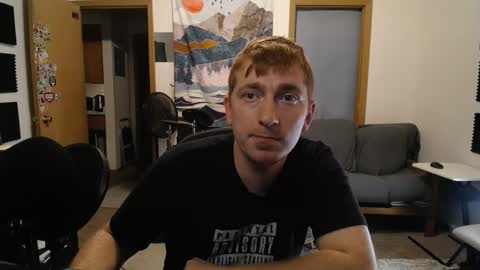 agingerboyx online show from September 2025 02:05:01 AM