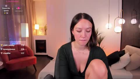 Agnes online show from February 2025 02:51:01 AM