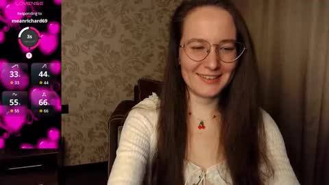 Agnes online show from November 2025 09:58:01 PM