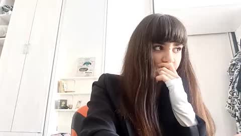 Karen online show from February 2026 10:21:02 AM