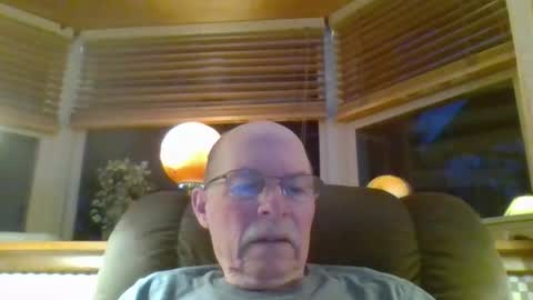Snapshot of aguynrkfrd chatting on May 2026 10:00:01 AM aguynrkfrd online show from May 2026 10:00:01 AM