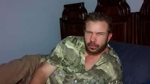 Blue Eyed Handsome Man online show from March 2026 12:37:02 AM