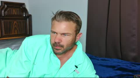 Blue Eyed Handsome Man online show from June 2026 01:50:01 AM
