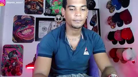 Snapshot of aharon_sexo1 chatting on January 2025 04:20:01 AM Aharon Zamora online show from January 2025 04:20:01 AM