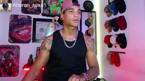 Snapshot of aharon_sexo1 chatting on January 2025 03:53:01 AM Aharon Zamora online show from January 2025 03:53:01 AM