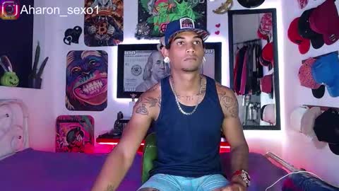 Snapshot of aharon_sexo1 chatting on March 2025 01:37:02 AM Aharon Zamora online show from March 2025 01:37:02 AM