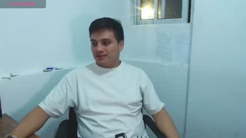 Snapshot of ahntony__69 chatting on June 2026 05:54:01 AM ahntony 69 online show from June 2026 05:54:01 AM