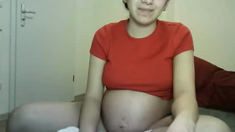 Selena online show from January 2026 05:27:01 PM