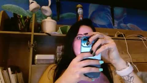Snapshot of ahungkittykat chatting on March 2026 01:01:02 AM Kat online show from March 2026 01:01:02 AM