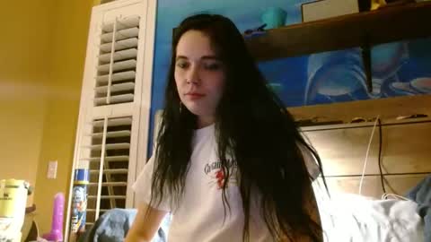 Snapshot of ahungkittykat chatting on March 2026 07:14:02 AM Kat online show from March 2026 07:14:02 AM