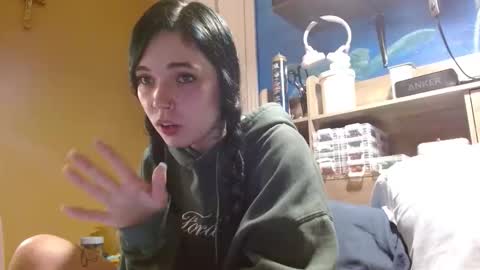 Snapshot of ahungkittykat chatting on March 2026 12:48:02 AM Kat online show from March 2026 12:48:02 AM