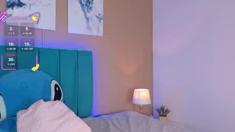 Ahvi Ebony online show from January 2026 01:27:01 PM