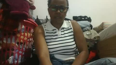 Snapshot of aicha_boobs chatting on July 2026 04:10:01 PM Aicha boobs online show from July 2026 04:10:01 PM