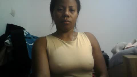 Snapshot of aicha_boobs chatting on July 2026 02:29:02 AM Aicha boobs online show from July 2026 02:29:02 AM