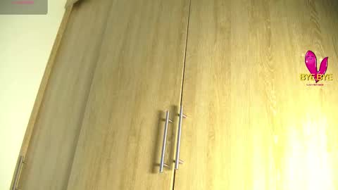 Aida  online show from November 2025 11:23:02 AM