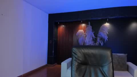 aidajoness online show from September 2025 11:56:02 AM