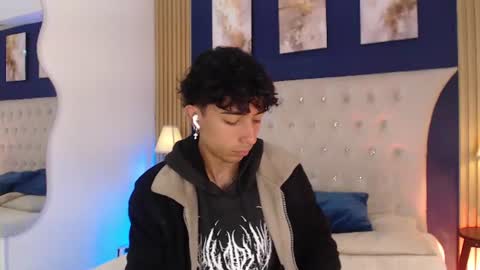 Snapshot of aiden_rivers_ chatting on July 2026 01:54:02 PM Aiden online show from July 2026 01:54:02 PM