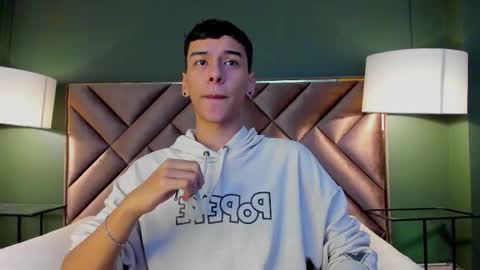 Snapshot of aiden_royce chatting on November 2025 11:53:02 AM aiden_royce online show from November 2025 11:53:02 AM